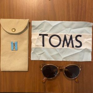 TOMS Charlie Rae Sunglasses